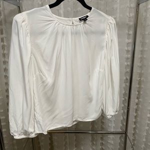 White crop 3/4 sleeve top